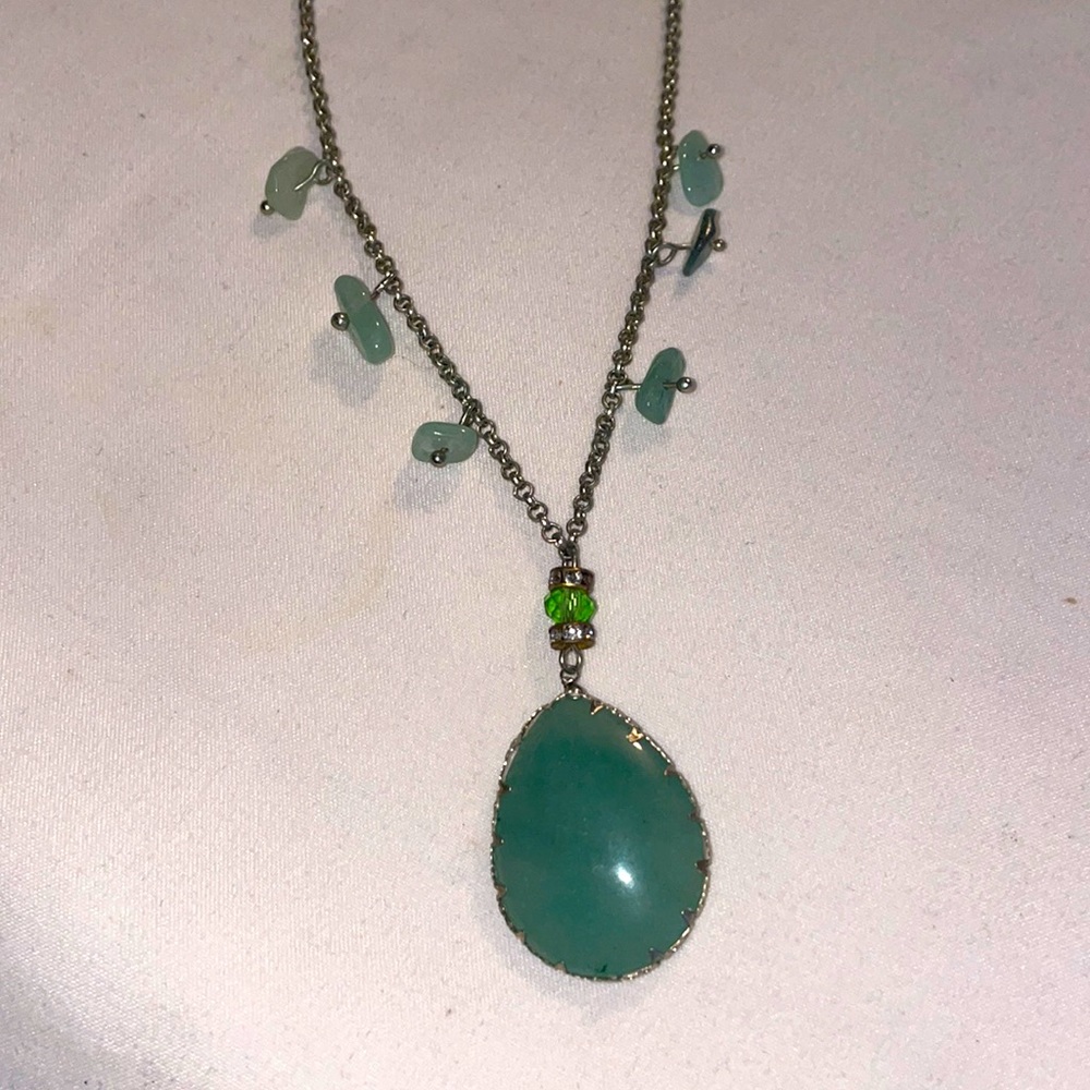 Gorgeous green gemstone necklace